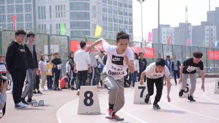 xingkong.com|准确来说，今年是第三个“VR元年”